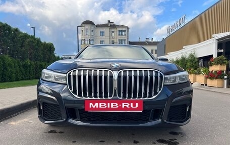 BMW 7 серия, 2020 год, 1 500 000 рублей, 16 фотография