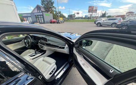 BMW 7 серия, 2020 год, 1 500 000 рублей, 20 фотография