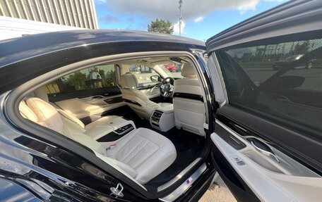 BMW 7 серия, 2020 год, 1 500 000 рублей, 23 фотография