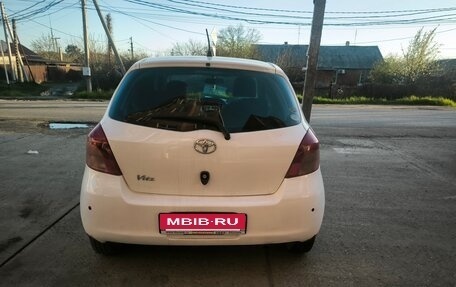 Toyota Vitz, 2005 год, 360 000 рублей, 4 фотография