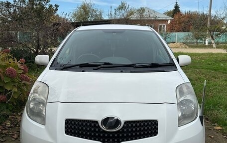 Toyota Vitz, 2005 год, 510 000 рублей, 2 фотография