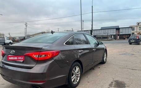 Hyundai Sonata VII, 2015 год, 800 000 рублей, 10 фотография