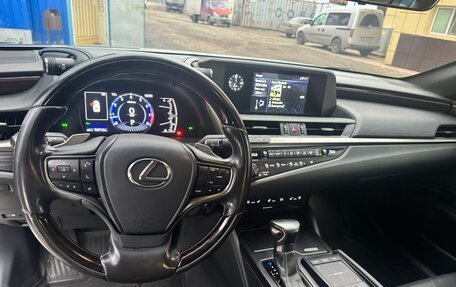 Lexus ES VII, 2019 год, 3 200 000 рублей, 16 фотография