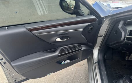 Lexus ES VII, 2019 год, 3 200 000 рублей, 15 фотография