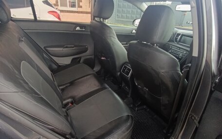 KIA Sportage IV рестайлинг, 2018 год, 2 000 000 рублей, 6 фотография