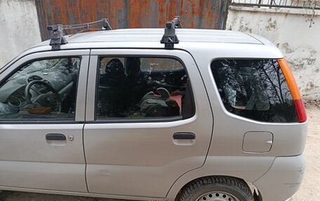 Suzuki Ignis II (HR), 2004 год, 200 000 рублей, 4 фотография