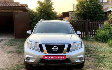 Nissan Terrano III, 2015 год, 1 049 000 рублей, 4 фотография