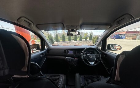 Toyota ISis I, 2014 год, 1 450 000 рублей, 8 фотография