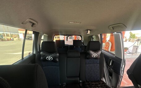 Toyota ISis I, 2014 год, 1 450 000 рублей, 9 фотография