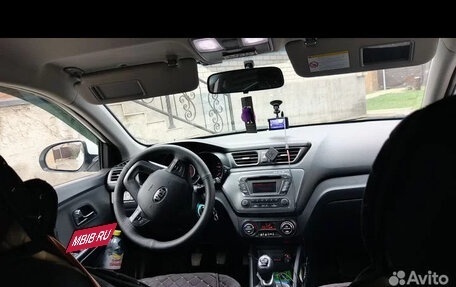 KIA Rio III рестайлинг, 2014 год, 960 000 рублей, 3 фотография