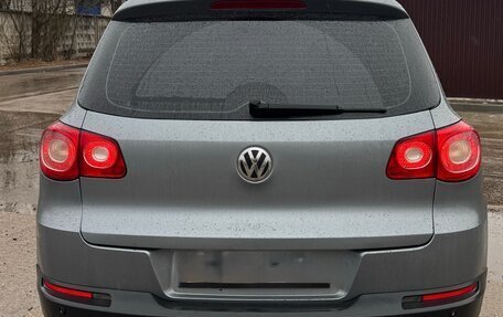 Volkswagen Tiguan I, 2009 год, 950 000 рублей, 3 фотография