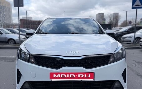 KIA Rio IV, 2021 год, 1 190 000 рублей, 3 фотография
