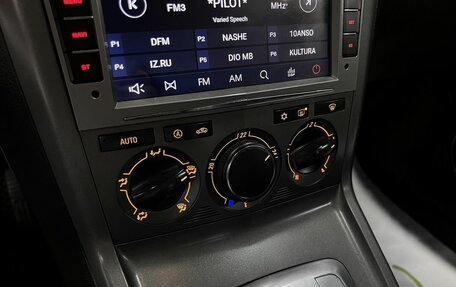 Opel Antara I, 2009 год, 825 000 рублей, 18 фотография