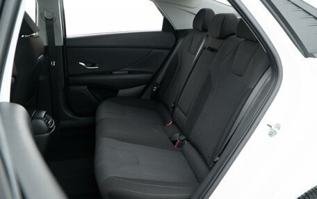 Hyundai Elantra, 2021 год, 1 927 077 рублей, 8 фотография