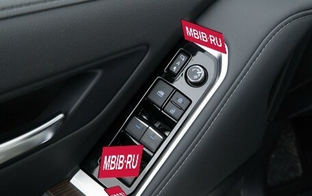 Toyota Land Cruiser, 2022 год, 11 027 444 рублей, 17 фотография