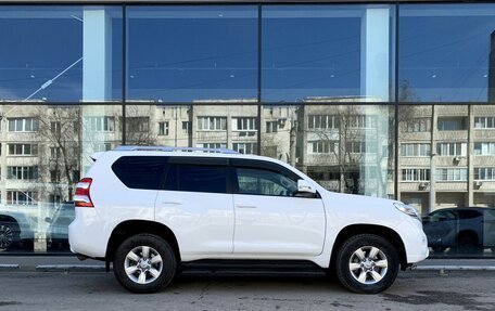 Toyota Land Cruiser Prado 150 рестайлинг 2, 2015 год, 3 300 000 рублей, 4 фотография