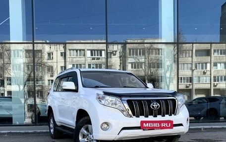Toyota Land Cruiser Prado 150 рестайлинг 2, 2015 год, 3 300 000 рублей, 3 фотография