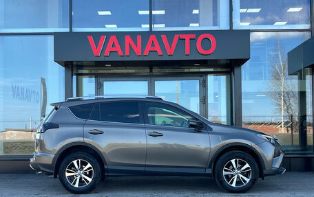 Toyota RAV4, 2015 год, 2 390 000 рублей, 5 фотография