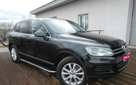 Volkswagen Touareg III, 2011 год, 1 870 000 рублей, 1 фотография