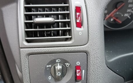 Volvo C30 I рестайлинг, 2011 год, 850 000 рублей, 23 фотография