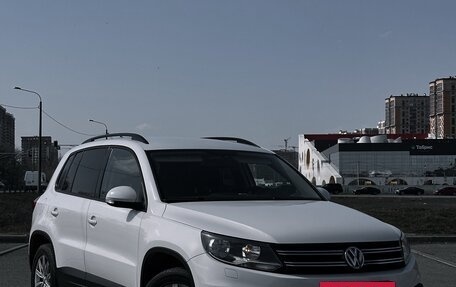 Volkswagen Tiguan I, 2013 год, 1 450 000 рублей, 2 фотография