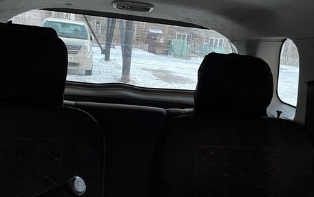 Toyota Ist II, 2003 год, 450 000 рублей, 5 фотография