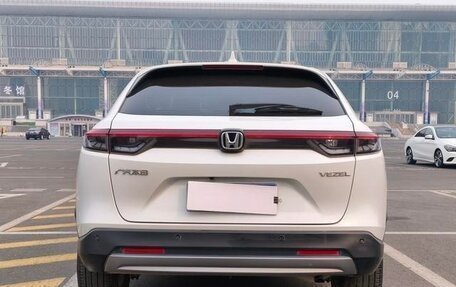 Honda Vezel, 2023 год, 1 636 002 рублей, 6 фотография