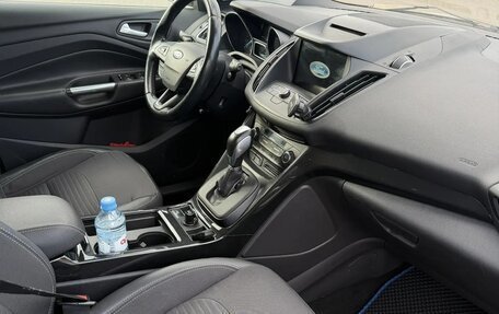 Ford Kuga III, 2017 год, 8 фотография