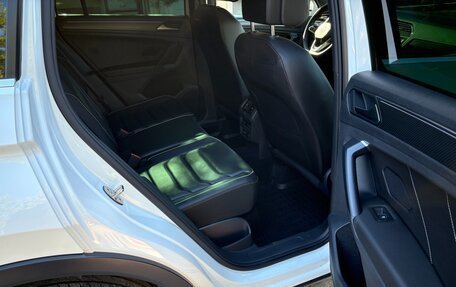 Volkswagen Tiguan II, 2021 год, 4 400 000 рублей, 8 фотография