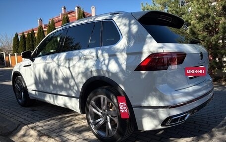 Volkswagen Tiguan II, 2021 год, 4 400 000 рублей, 3 фотография