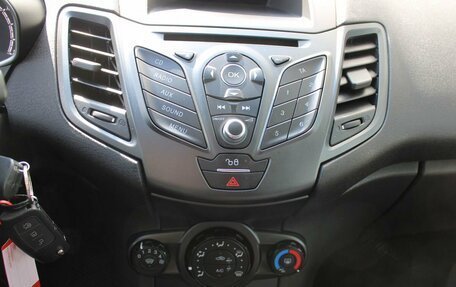 Ford Fiesta, 2015 год, 645 000 рублей, 11 фотография