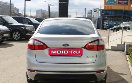 Ford Fiesta, 2015 год, 645 000 рублей, 5 фотография