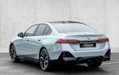 BMW 5 серия, 2025 год, 7 210 000 рублей, 2 фотография