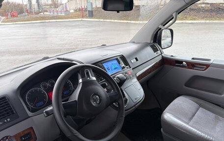 Volkswagen Multivan T5, 2004 год, 1 250 000 рублей, 5 фотография