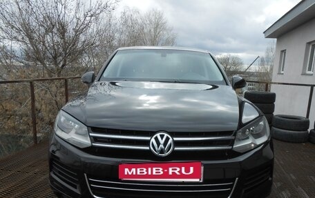 Volkswagen Touareg III, 2011 год, 1 870 000 рублей, 5 фотография
