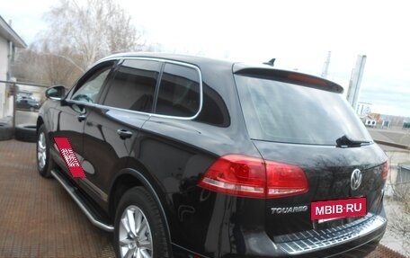 Volkswagen Touareg III, 2011 год, 1 870 000 рублей, 4 фотография