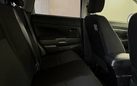 Mitsubishi ASX I рестайлинг, 2011 год, 1 000 000 рублей, 11 фотография