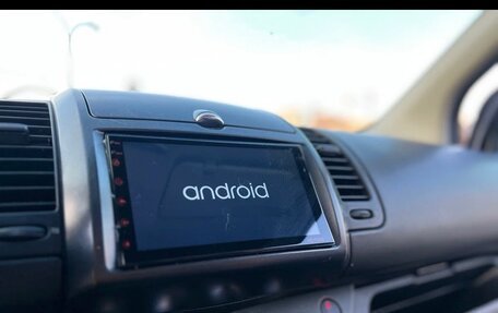 Nissan Note II рестайлинг, 2006 год, 550 000 рублей, 11 фотография