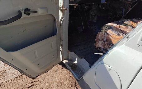 ЛуАЗ 3151, 1998 год, 250 000 рублей, 10 фотография