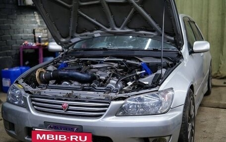 Toyota Altezza, 2002 год, 1 200 000 рублей, 4 фотография