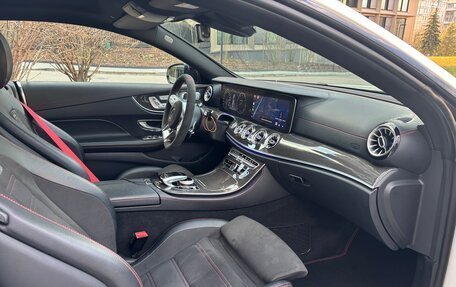 Mercedes-Benz E-Класс AMG, 2018 год, 6 000 000 рублей, 12 фотография