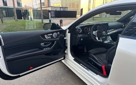 Mercedes-Benz E-Класс AMG, 2018 год, 6 000 000 рублей, 13 фотография