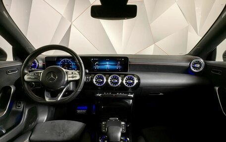 Mercedes-Benz CLA, 2020 год, 2 795 000 рублей, 14 фотография