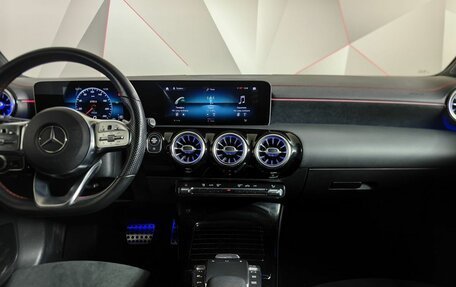 Mercedes-Benz CLA, 2020 год, 2 795 000 рублей, 15 фотография