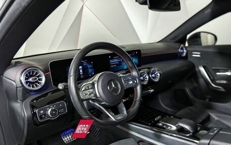 Mercedes-Benz CLA, 2020 год, 2 795 000 рублей, 19 фотография