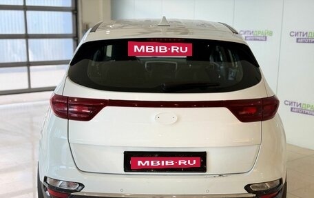 KIA Sportage IV рестайлинг, 2021 год, 1 690 000 рублей, 7 фотография