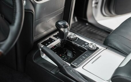 Toyota Land Cruiser 200, 2018 год, 5 250 000 рублей, 11 фотография