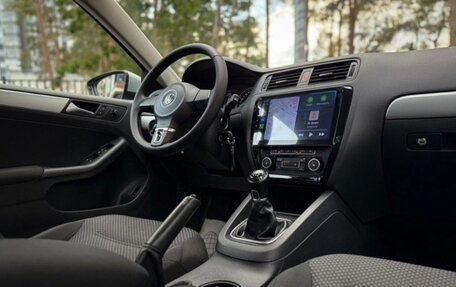 Volkswagen Jetta VI, 2012 год, 1 270 000 рублей, 13 фотография