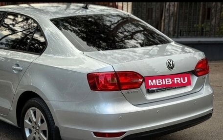 Volkswagen Jetta VI, 2012 год, 1 270 000 рублей, 24 фотография
