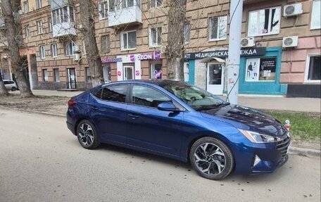 Hyundai Elantra VI рестайлинг, 2020 год, 1 849 000 рублей, 2 фотография